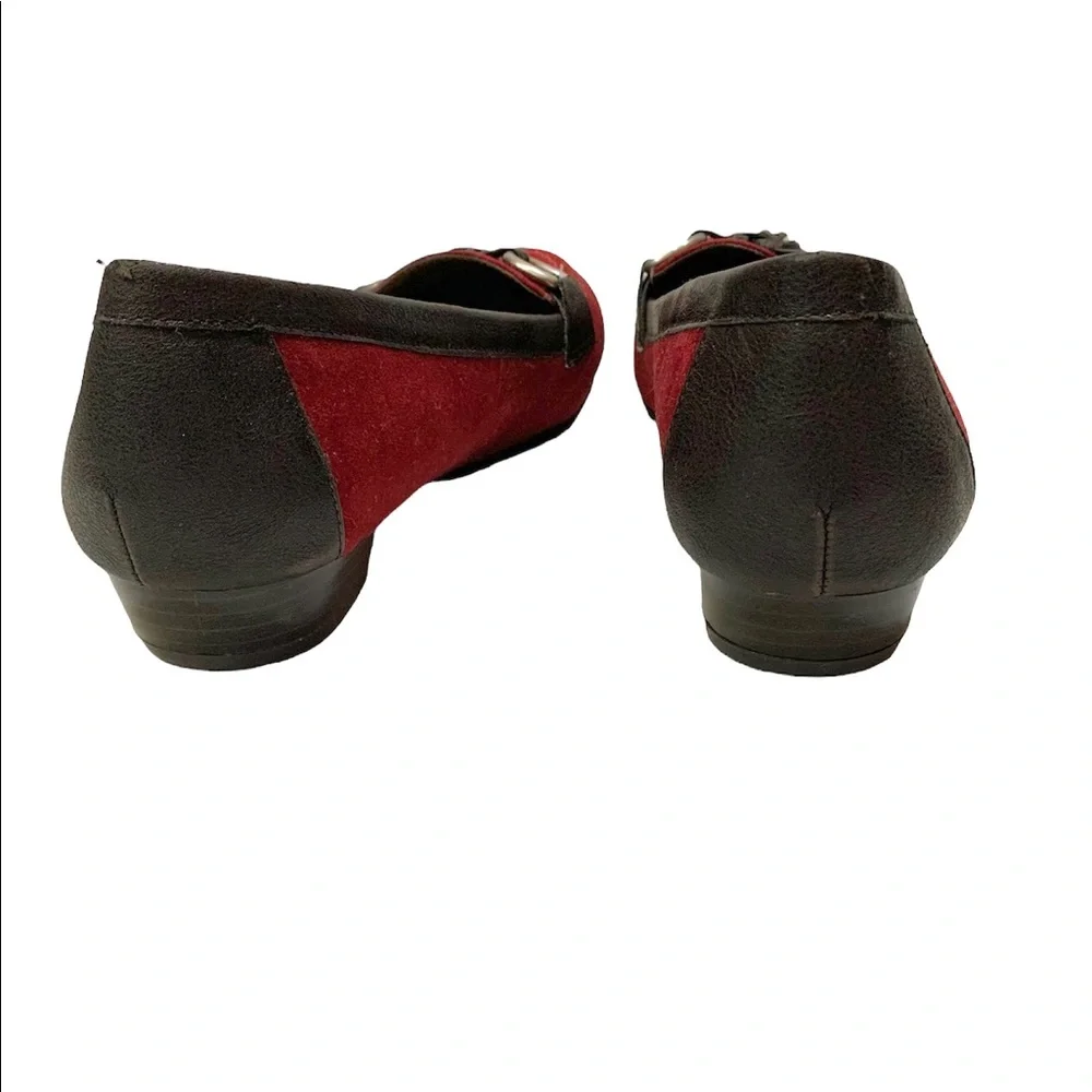 Liz & Co Liz Claiborne Red Suede Loafer - Picture 6 of 6
